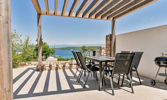 Zidarici Apartment | Modern Flori Apartment with sea view