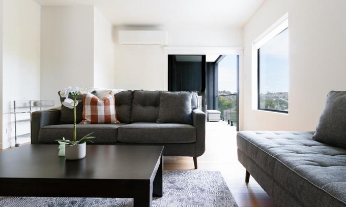 South Launceston House | Modern Getaway with Balcony & Secure Parking