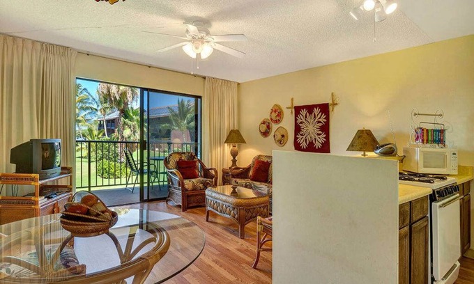 Kaunakakai Condo | Modern Hawaii w/Lanai, Cable TV, WiFi-#221