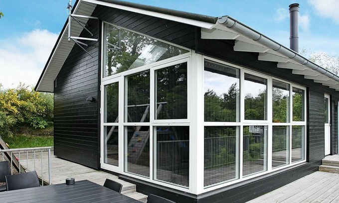 Hjarbæk House | Modern Holiday Home in Løgstrup with Garden