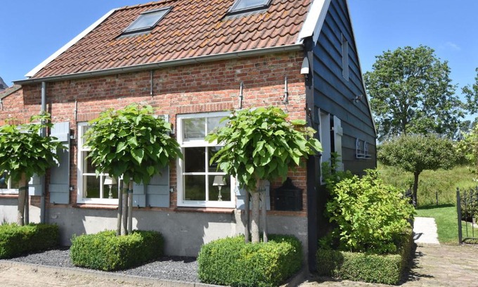 Schoondijke House | Modern Holiday Home in Sluis with a Garden