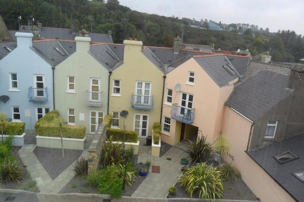 Rosscarbery House | Modern Home in the Heart of Rosscarbery Village