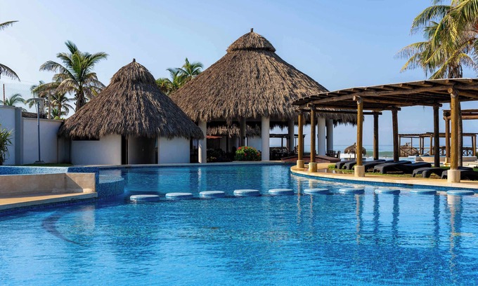 Boulevard Barra Vieja House | Modern House | 3 Bedrooms & Pool | Acapulco