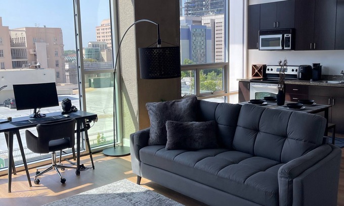 Downtown Sacramento Apartment | Modern Luxe Loft in Heart of Downtown | Ideal for long stays