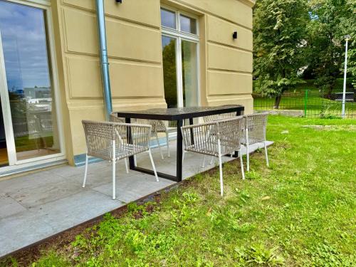 Prague 5 Apartment | Modern Luxury Apartment with Garden