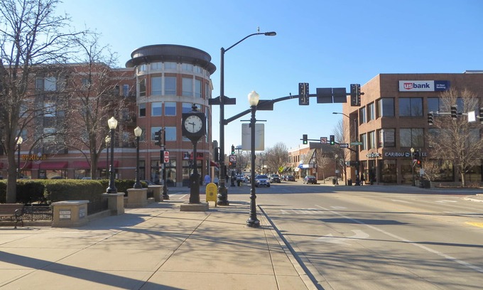 Downers Grove House | Modern Luxury in Downers Grove