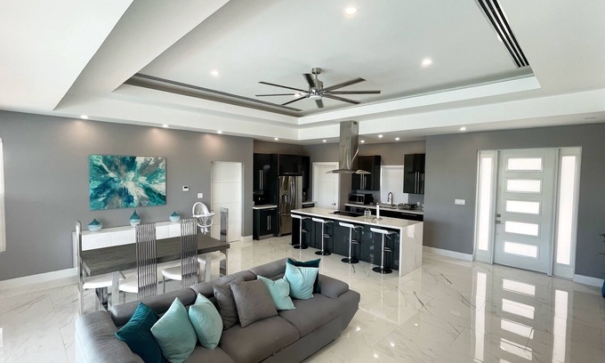 Discovery Bay Villa | Modern luxury two bedroom Villa with a private pool