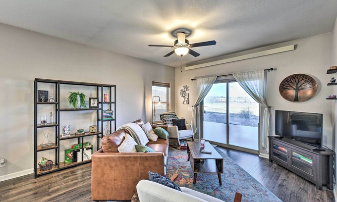 Poncha Springs House | Modern Poncha Springs Townhome w/Mtn Views!