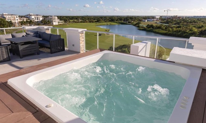 Bavaro Apartment | Modern & relaxing penthouse Lake and Golf View
