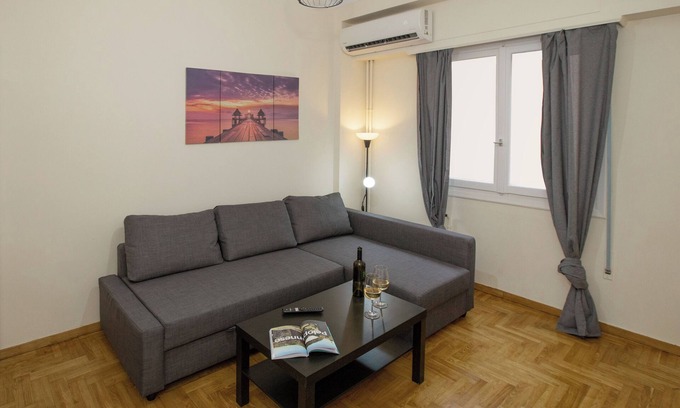 Pangrati Apartment | Modern Rental with Cozy Charm by GHH