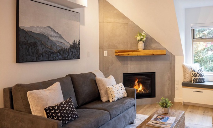 Whistler Creekside Condo | Modern Ski-In/Out 1 BR: Sleeps 4, Hot Tub, Pool. Steps to Grocery, Restaurants!