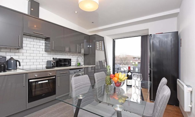 Latchmere Apartment | Modern & Spacious 2 Bed Apartment at Clapham Junction