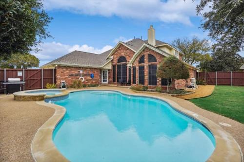 Rowlett House | Modern Spacious - Pool & Backyard Oasis & Cinema