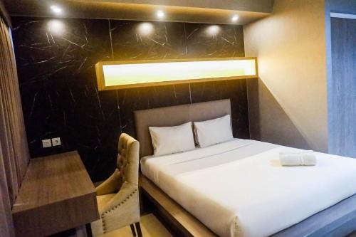 Surabaya Apartment | Modern Spacious Studio Room Apartment at Taman Melati Surabaya By Travelio