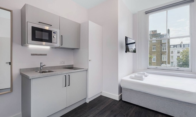 Pembridge House | Modern Studio Notting Hill