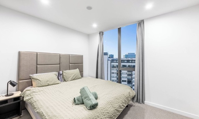 Phillip Apartment | Modern style 2 bedroom next to Westfield @Phillip