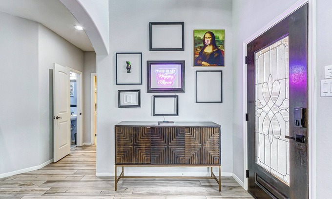 Katy House | Modern Stylish home in Katy 4 bed 2.5 bath BOOK NOW !