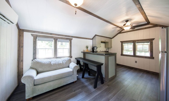 Millersburg Cabin | Modern Tiny House Getaway in Amish Country