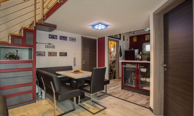 Uhldingen-Muehlhofen Apartment | Modern & TOP-equipped apartment (up to 6 pers.) + Netflix + bicycle garage