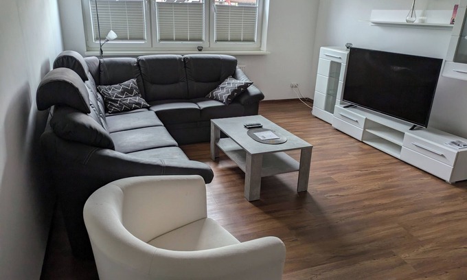Center Apartment | Modern vacation apartment with skyline view: Your hideaway in WHV