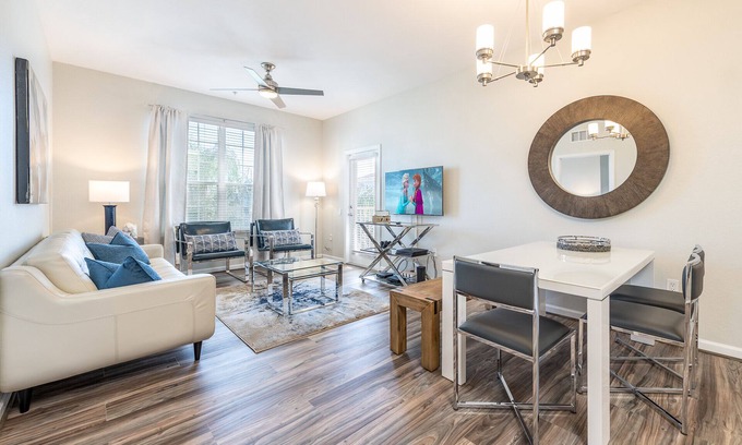 Florida Central Atlantic Coast Condo | Modern Vista Cay nr pool Walk to OCCC close iDrive