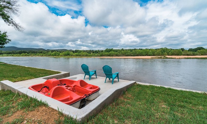 Kingsland House | Modern Waterfront Home on the Llano Arm of LBJ - Great for All Ages!
