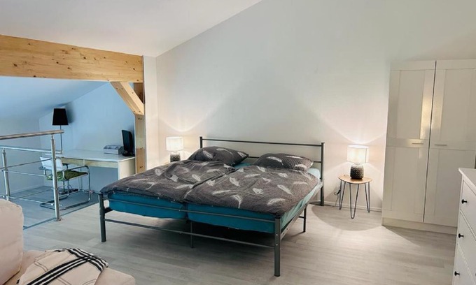 Ebersberg District Apartment | Moderne Maisonettewohnung/2 Zimmer/Küche/Bad #1
