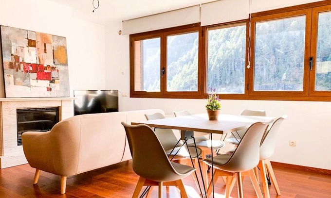 Arinsal Apartment | ¡Moderno en Arinsal! 5Pax, PK PF