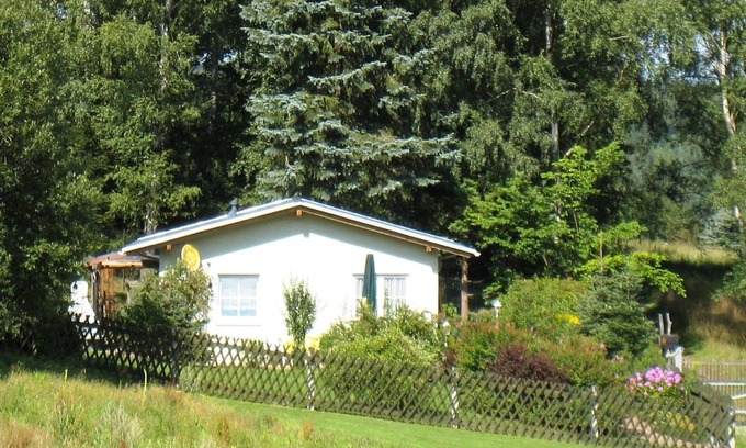 Schwarzenbrunn Apartment | Modish Apartment in Sohl with Terrace