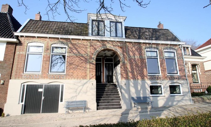 Franeker House | Molepôlle 7 - Stadslogementen Franeker