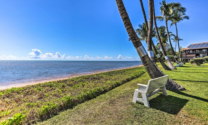 Kaunakakai Condo | Molokai Island Loft: Lanai, Pool + Walk to Beach!