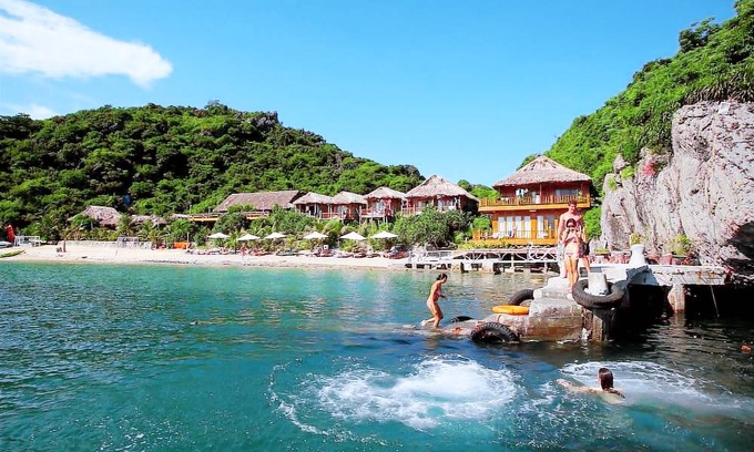 Cat Hai Hostel | Monkey Island Resort