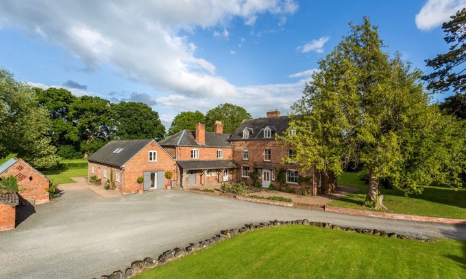 Monnington-on-Wye House | Monnington House & Garden Cottage 9 dbl bedrms 9 bathrms Great for special stays