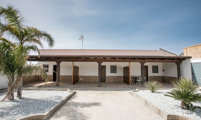 Torre Castiglione House | Mono La Caletta B | outdoor space, a/c