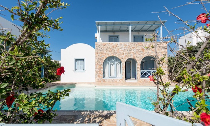 Monolithos Villa | Monolithos Pool Villa by the Beach