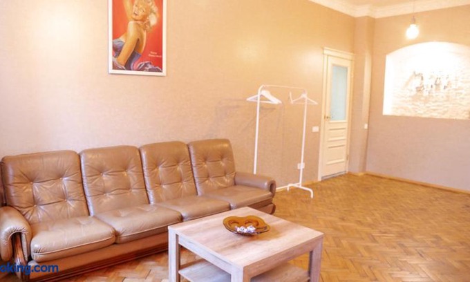 Lviv City Center Apartment | Monro - Heart of Lviv