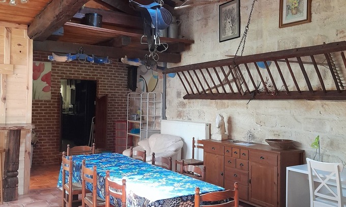 Arles Cottage | Montcalm Vauvert: Country Cottage/Gite - MONTCALM VAUVERT