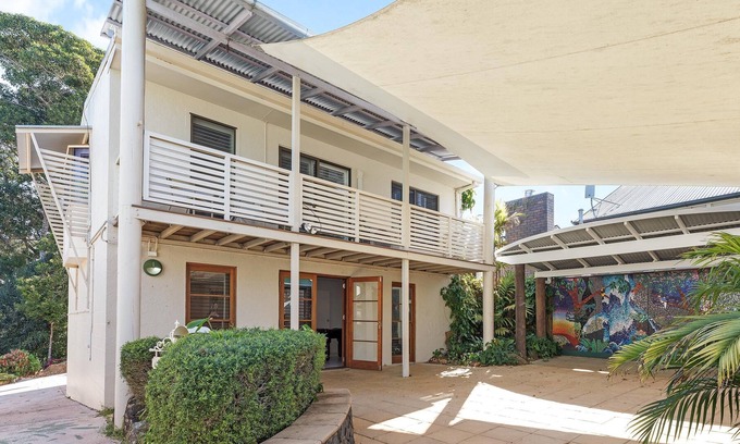 Montville House | Montville Attic - The Epitome of Comfort & Convenience in the Heart of Montvillle