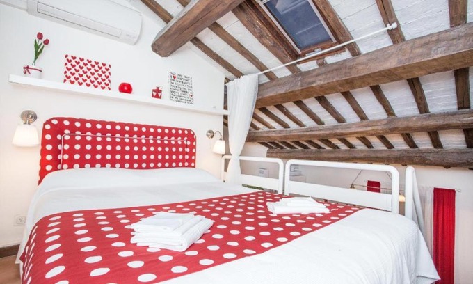 Trastevere Apartment | Moro Magenta 5 Casa e Appartamento per Vacanze