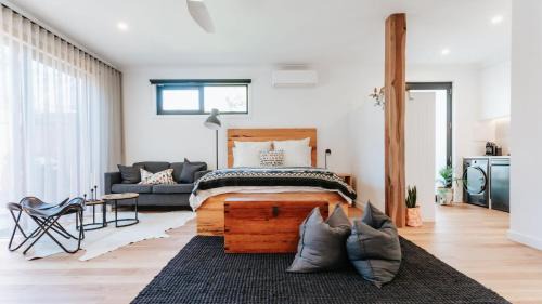 Flinders Apartment | Morradoo Studio