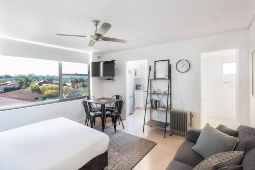 Mosman Apartment | Mosman Bay Magic - Harbourview Studio with Rooftop