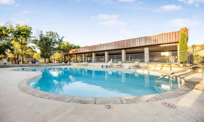Jacumba RV Rental | Motel Room 10 Unwind in Nature: Comfortable Rooms Amidst Anza-Borrego Desert
