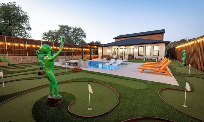 Arlington House | Mothership Arlington: Walk to Stadiums Pool Heated Spa Mini Golf Games & More