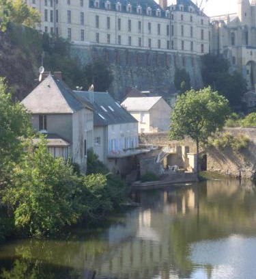 Thouars Bed & Breakfast | MOULIN DE L'ABBESSE