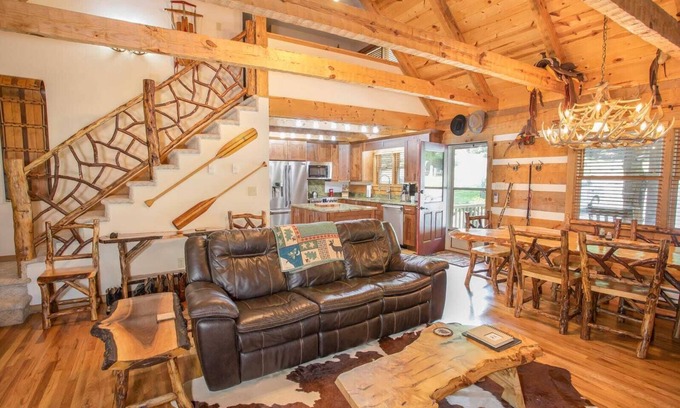 Seven Devils Cabin | Mountain Cabin with Access to Lakes & Waterfalls