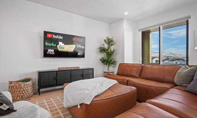 Mountain Green House | Mountain Getaway by Snowbasin Ro5957 |Pool |Hot Tub