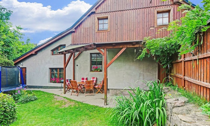 Cerny Dul House | Mountain Home with Garden