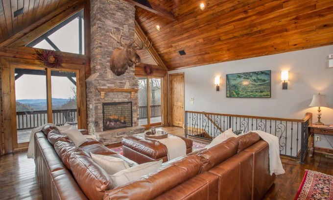 Boone House | Mountain Laurel Lodge
