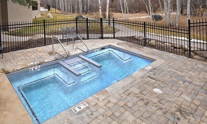 Beaver Creek Condo | Mountain Modern Beaver Creek Village Condo, Ski-In and Out, w/Hot Tub and Views