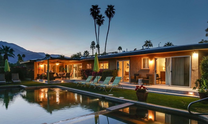 Sunmor House | Mountain view home with private pool, oversize spa & fire table - two dogs OK